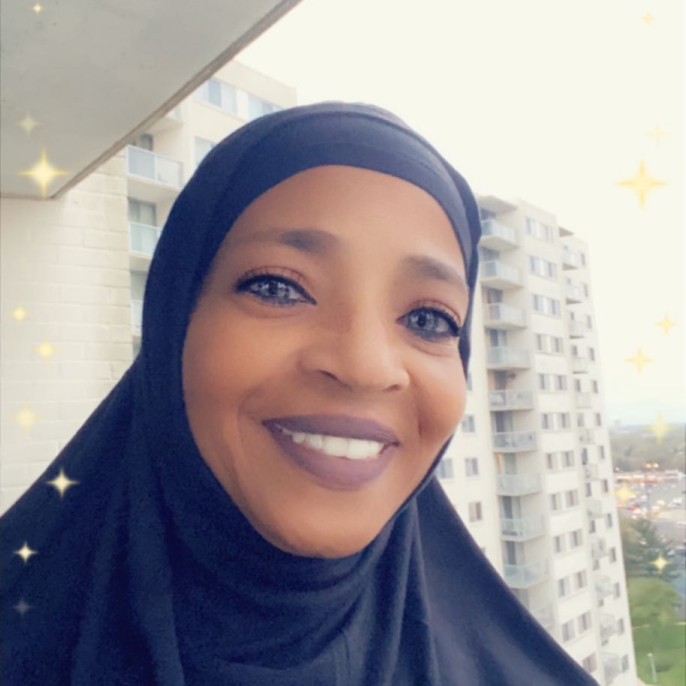 Meet your Posher, Eve